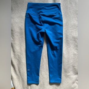 Alo Yoga Capri Airsoft Legging